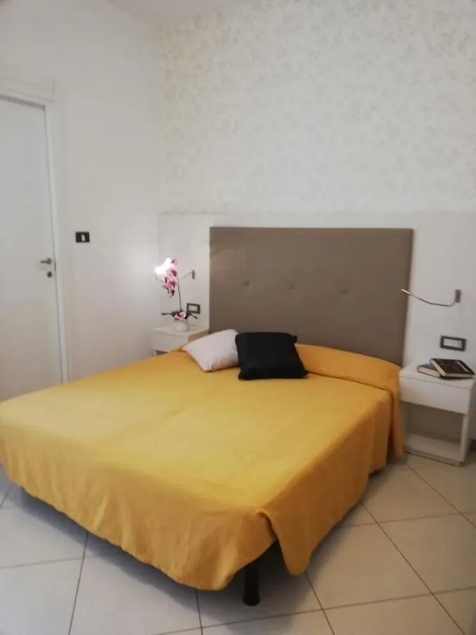 Hotel Metropol 3*, Sottomarina Italia