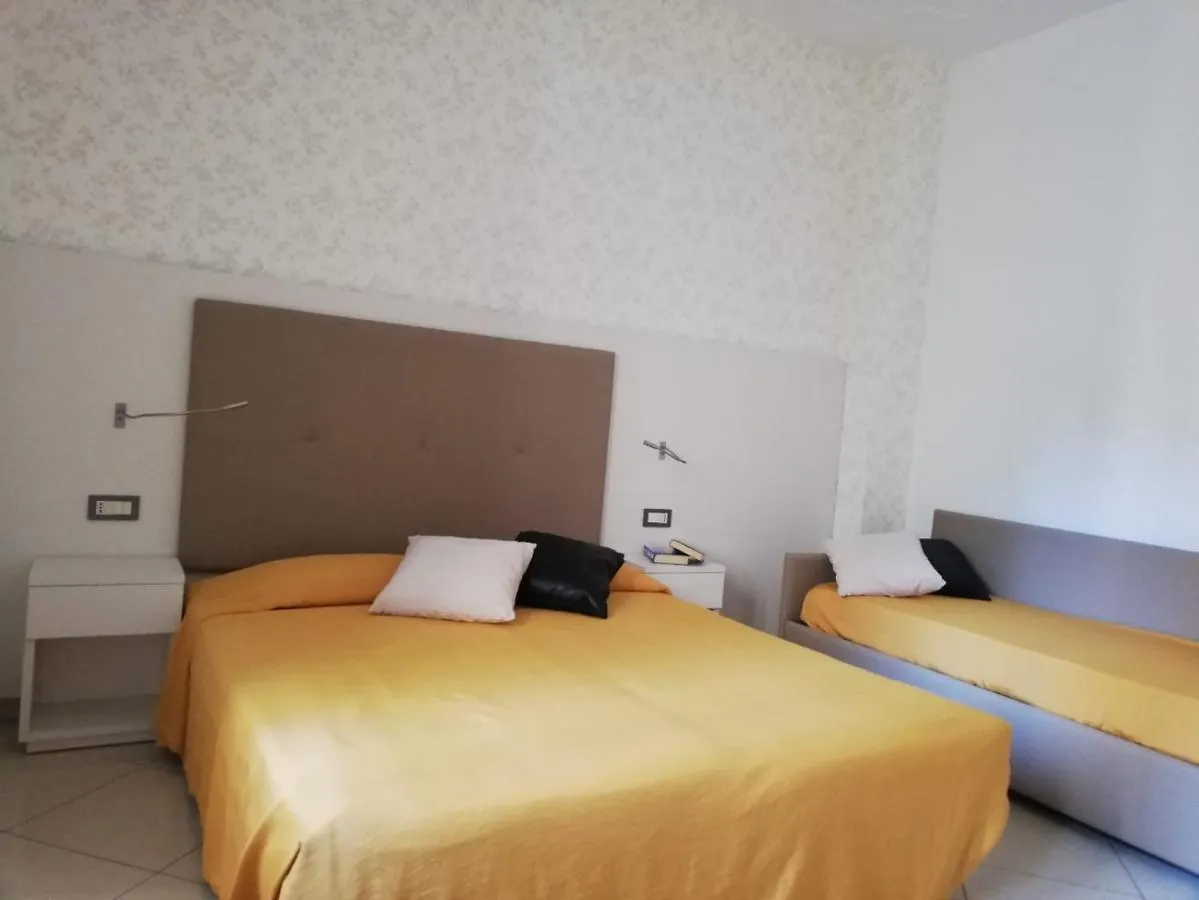 Hotel Metropol  Sottomarina