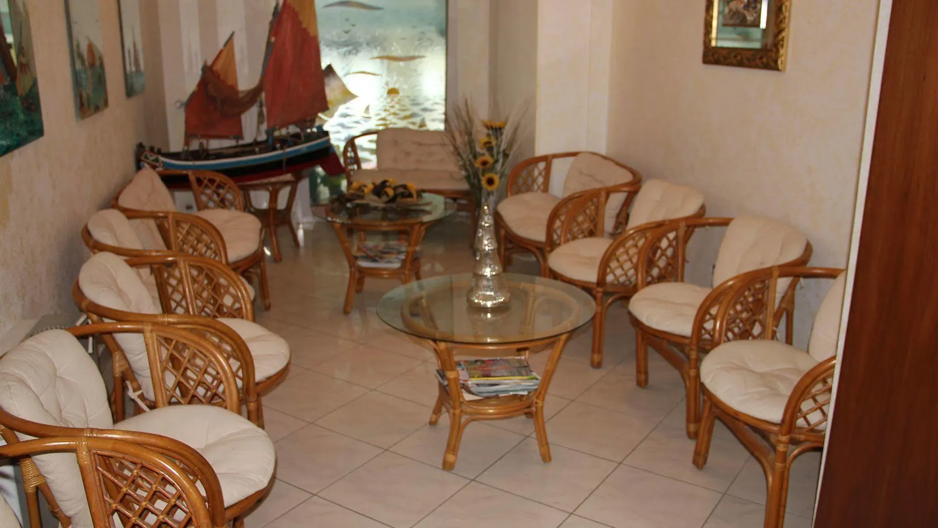 Hotel Metropol 3*, Sottomarina Italia